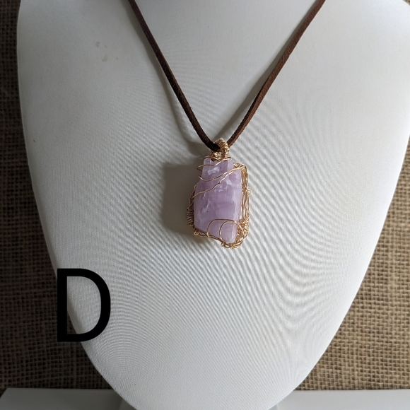 Large Kunzite Lavender Pink Rough Wire Wrapped Pendant - Picture 13 of 16